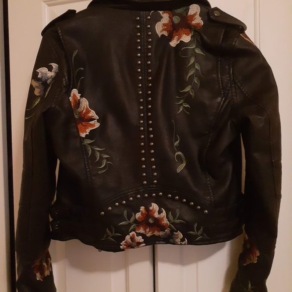 Embroidered jacket - Picture 2 of 6